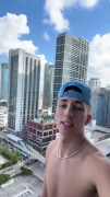 Tiktoker-hot-massage-getting-jerked-off-until-completely-blew-6