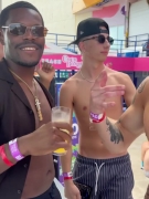 straight-Tiktoker-getting-blowjob-from-gay-dude-first-time-2