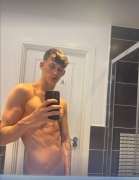 teen-tiktoker-sex-tape-fucking-slut-in-hotel-4