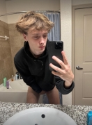 tiktoker-fucking-toy-pussy-and-cumming-9