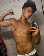 straight-tiktoker-first-time-fucking-dude-6