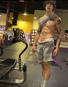 tiktoker-jerked-off-and-figered-by-a-twink-from-tinder-5