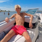 tiktokers-younger-bro-18yo-jerking-and-cumming-and-naked-wrestling-videos-8