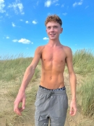 18yo-tiktoker-cumming-5