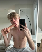 tiktoker-and-youtuber-1st-time-fucking-himself-with-dildo-92