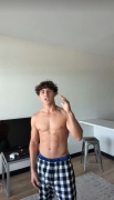 He-made-them-cum-both-friends-7