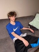 str8-dude-getting-railed-in-the-ass-by-a-huge-9-inch-dildo-until-he-squirt-2