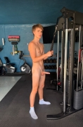 Streamer-sucking-dick-5