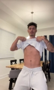 tiktoker-gets-his-huge-dick-sucked-2