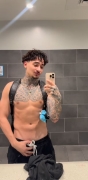 Tiktoker-full-gay-sex-tape-2