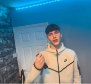 popular-18yo-tiktoker-and-youtuber-hot-new-sex-tape-5