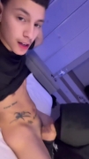 tiktoker-gay-fan-sucking-his-dick-93