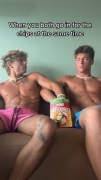 tiktoker-try-gay-sex-video-6