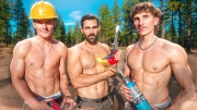 Youtuber-My-first-gay-BB-video-with-a-masculine-muscular-guy-7